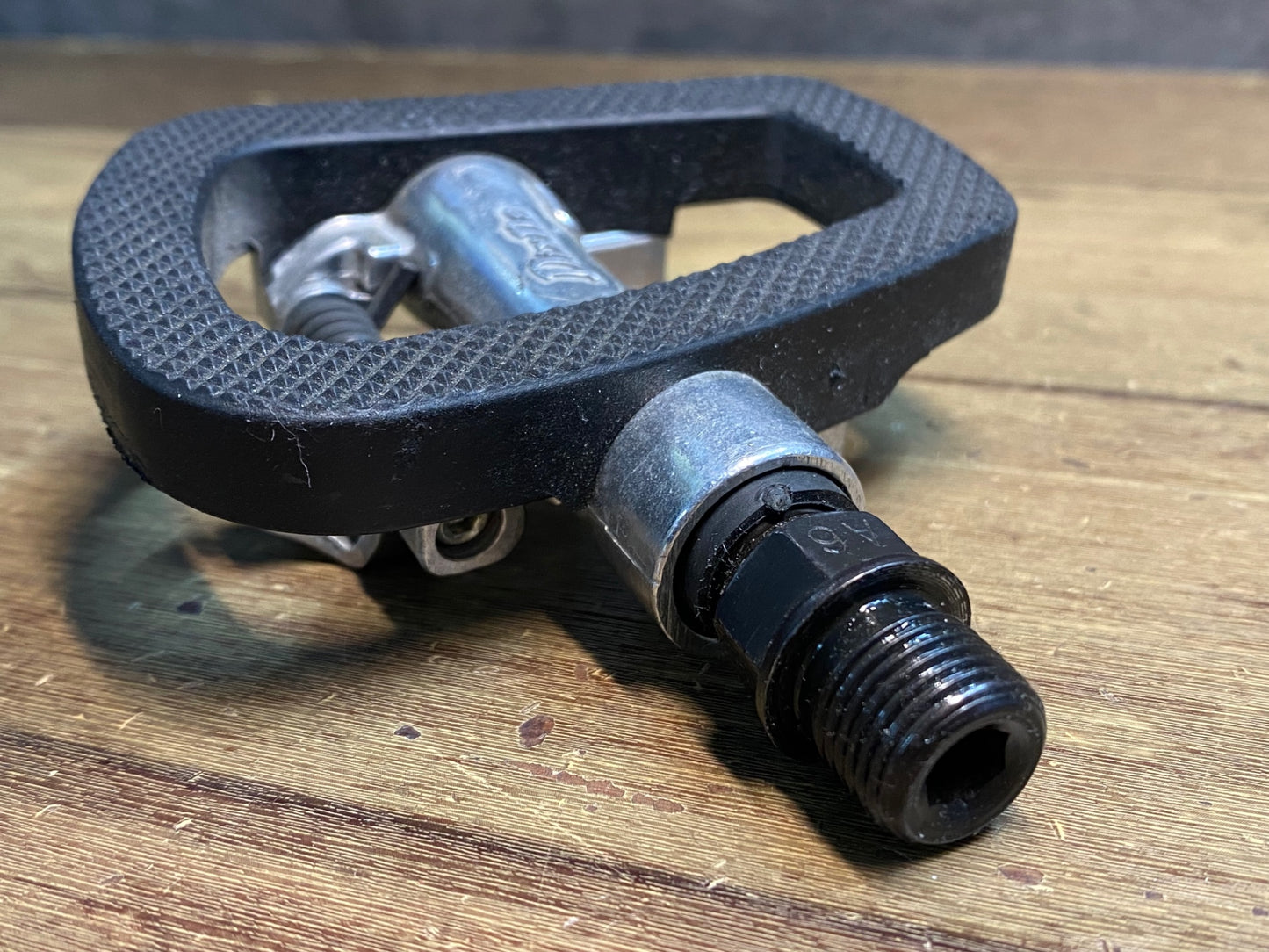 IZ040 ディズナ DIXNA FPラバークリップレスペダル ビンディングペダル