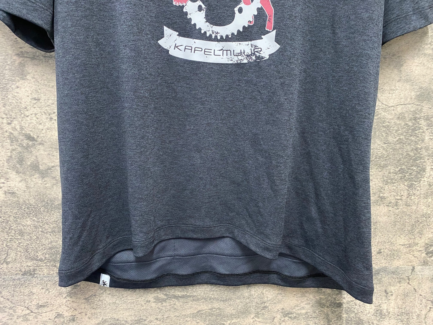 IU636 カペルミュール Kapelmuur サイクルTシャツ M グレー