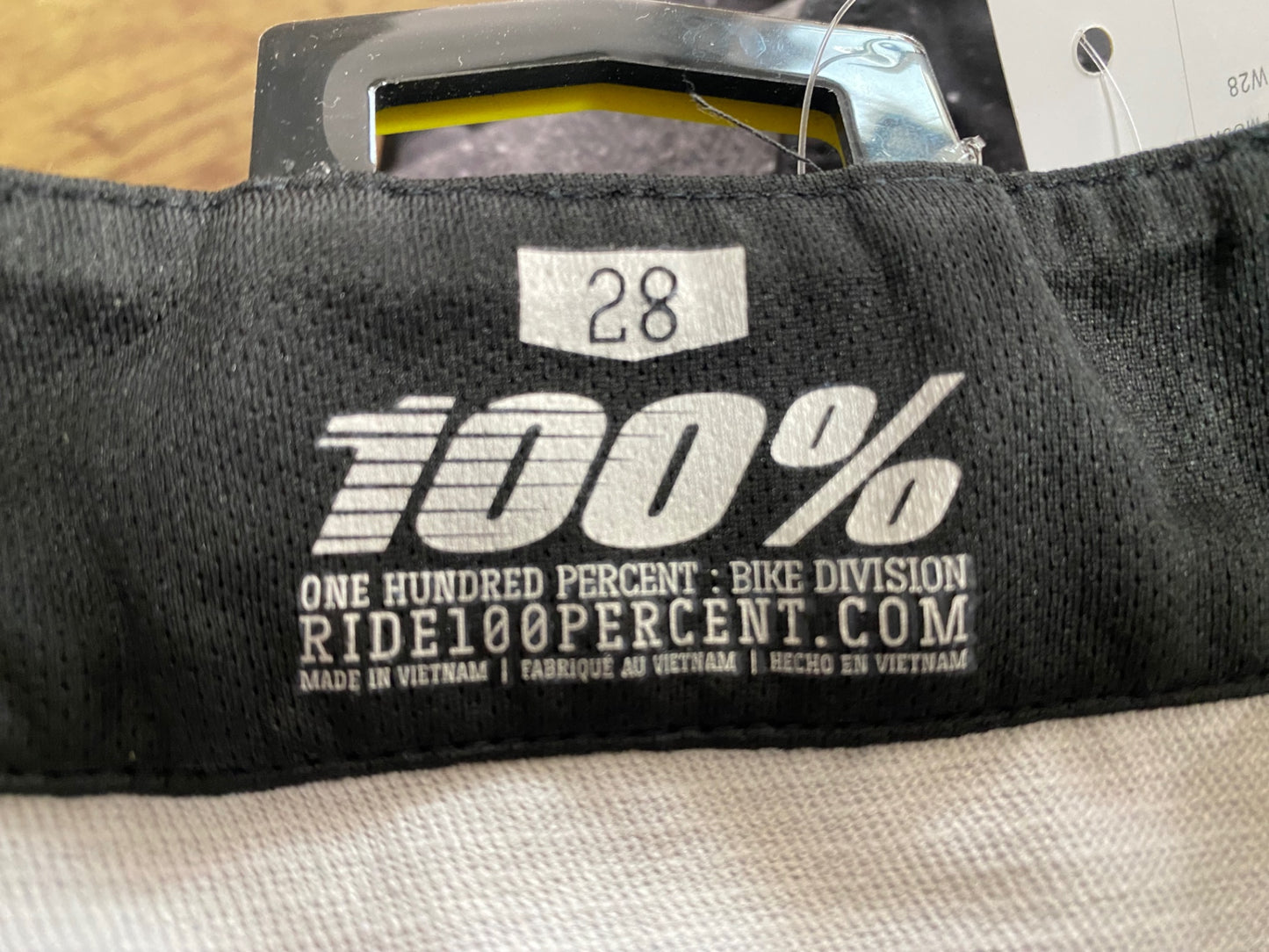 IM318 100％ サイクルパンツ ハーフ 黒 黄 W28