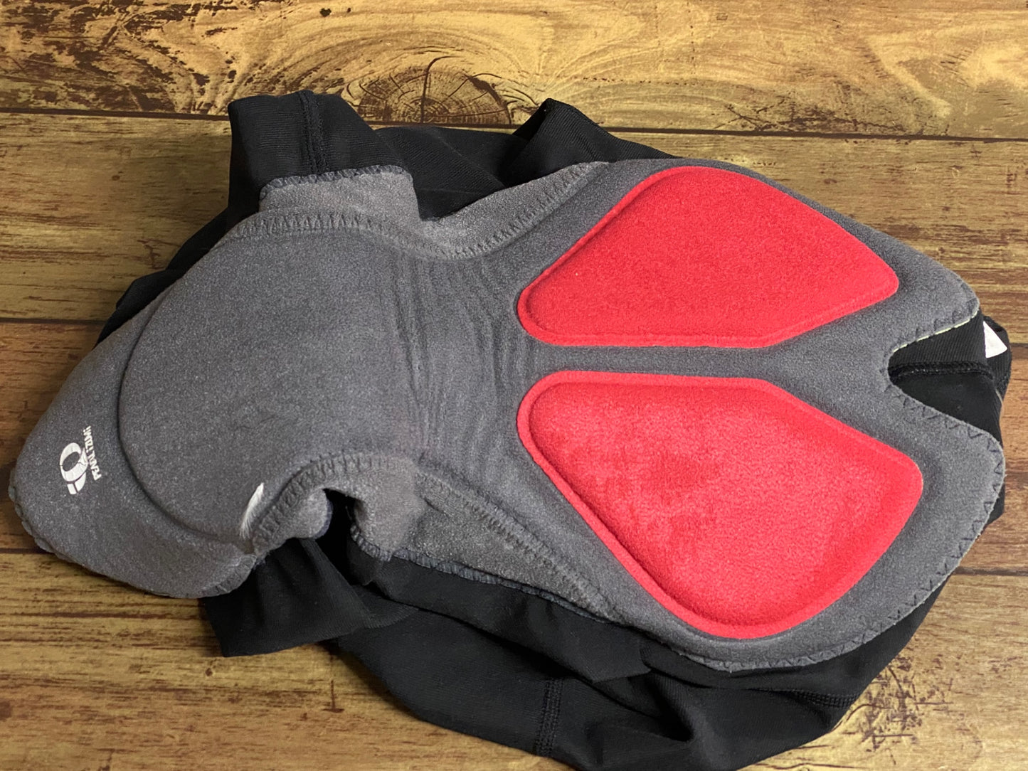 IY660 パールイズミ PEARL iZUMi レーサーパンツ 黒 3L 3DNEO