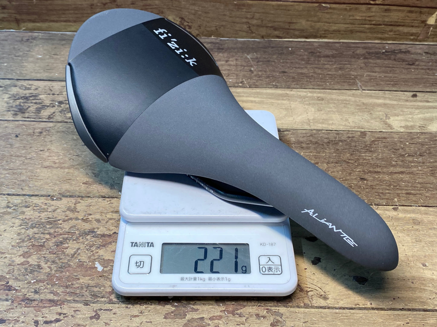 IM940 フィジーク Fizik ALIANTE R3 サドル KIUMレール