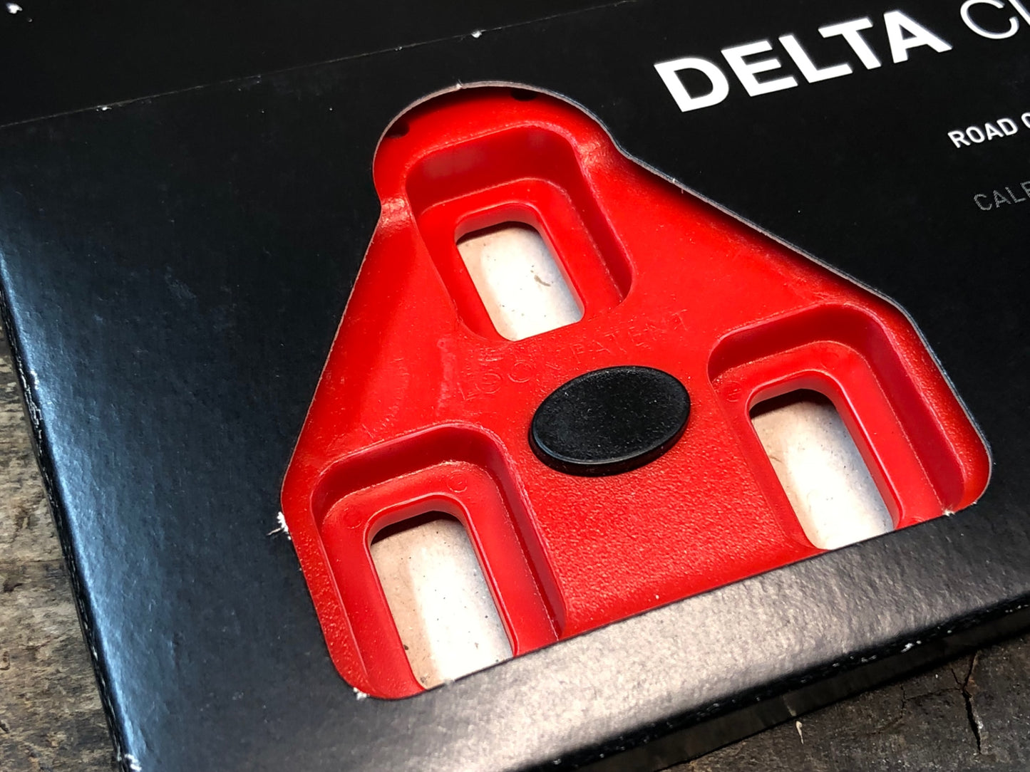 IW042 ルック LOOK DELTA CLEAT レッド 9°