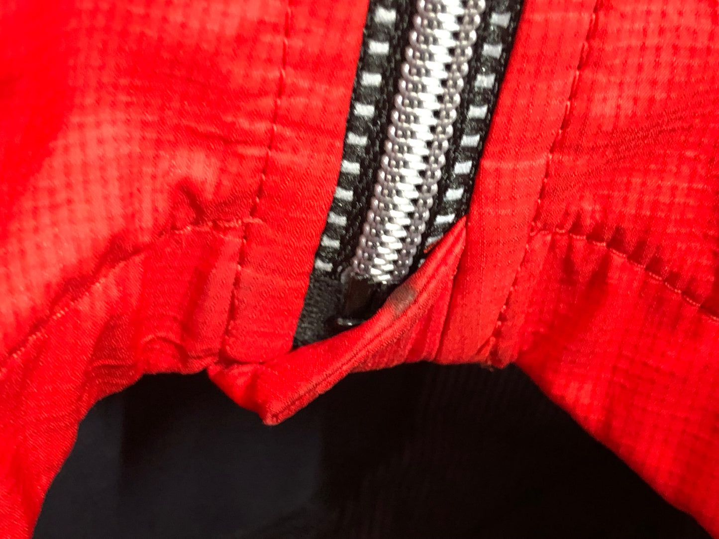 IQ524 アソス assos RS.STURMPRINZ EVO 長袖 サイクル レインジャケット 赤 M