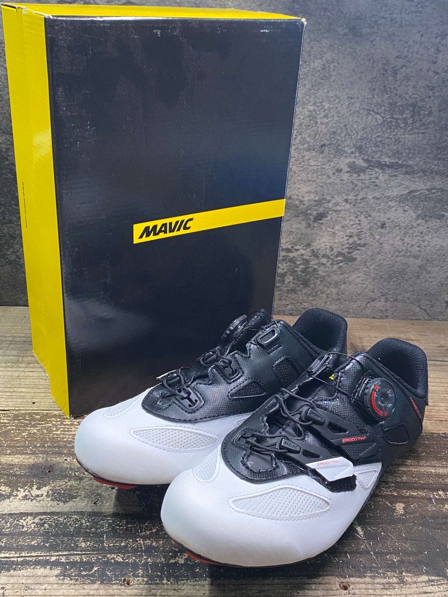 JC687 未使用品 マヴィック MAVIC COSMIC ELITE ビンディングシューズ 黒白 EU41 1/3 SPDアタッチメント ペン字あり