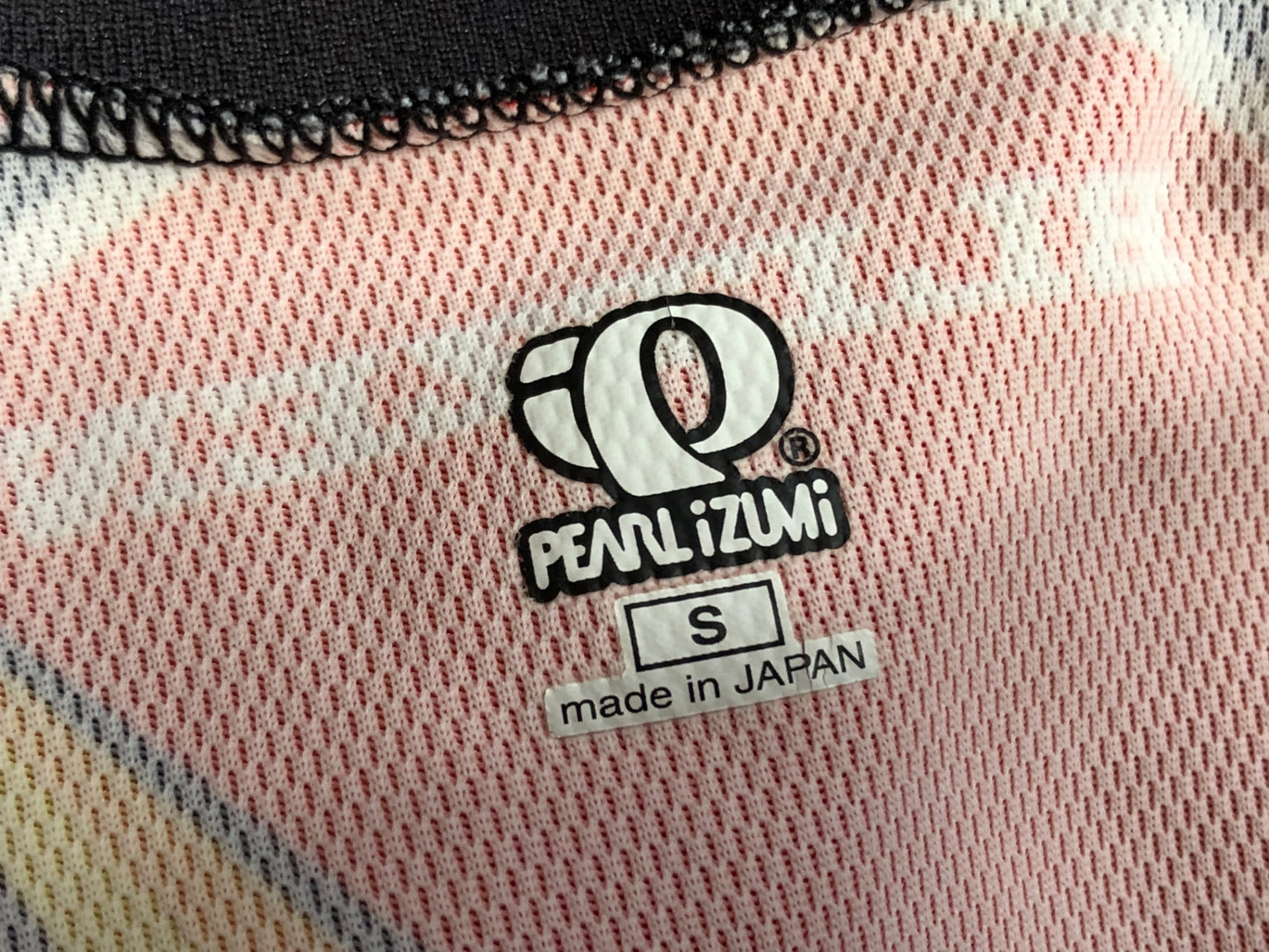 IS115 パールイズミ PEARL iZUMi 半袖 サイクルジャージ 黒 赤 S 宇都宮ブリッツェン