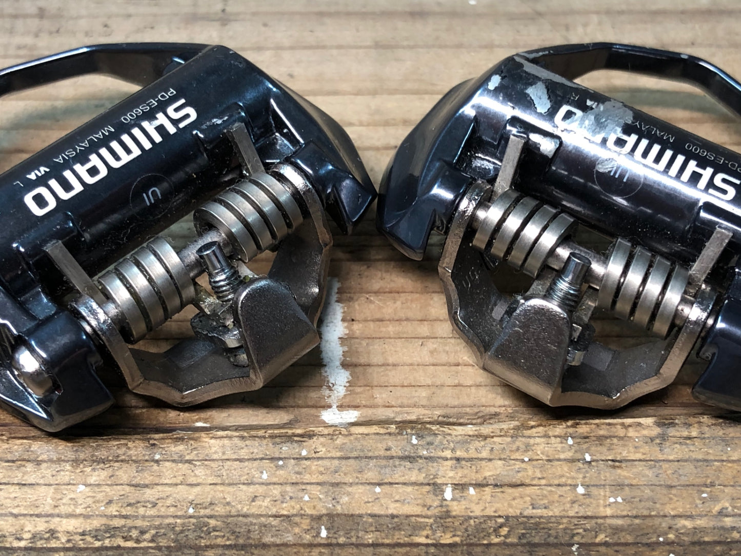 IS102 シマノ SHIMANO PD-ES600 ビンディングペダル SPD