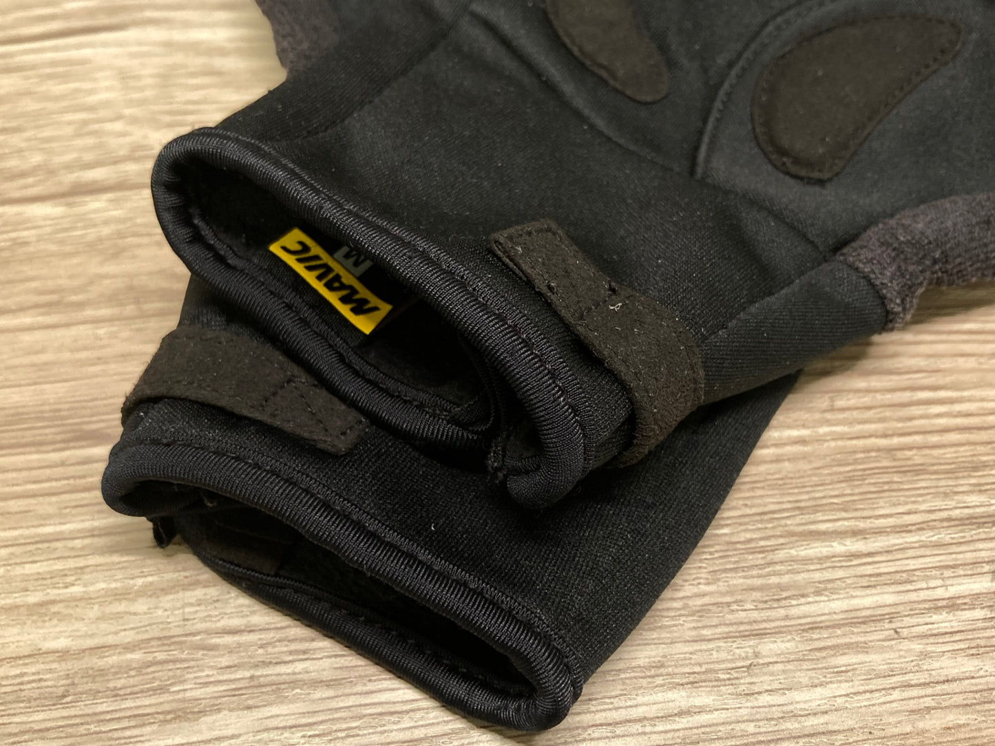 JA402 マヴィック MAVIC 長指 グローブ 黒 M 裏起毛 ※擦れ