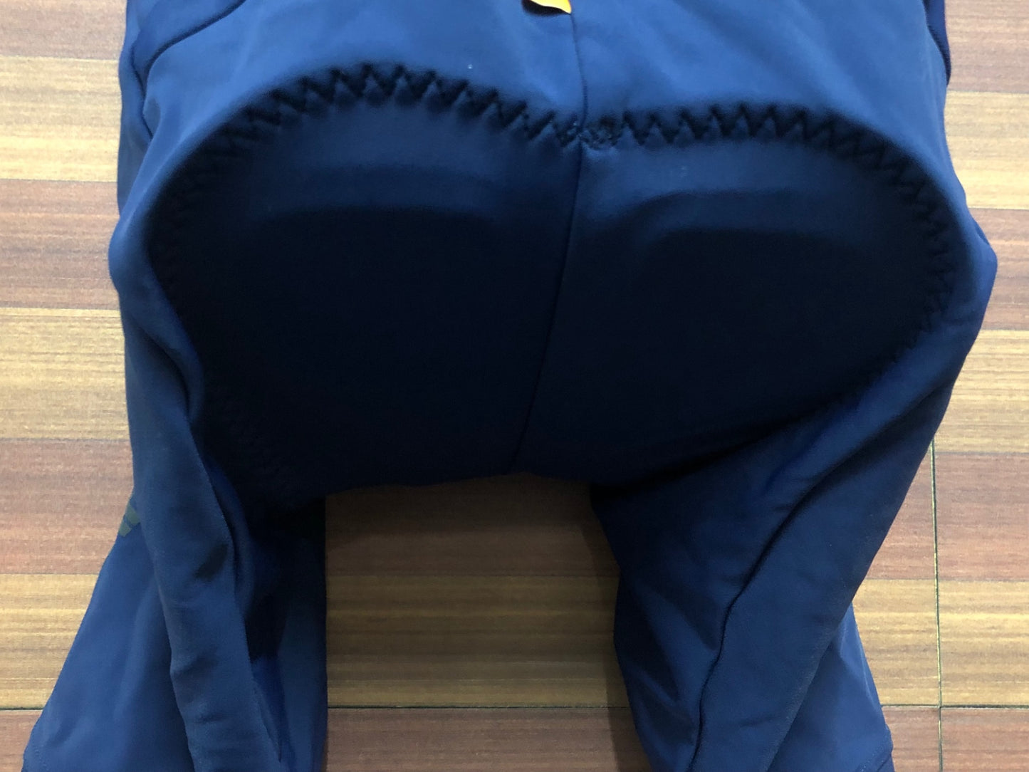 IU232 dhb AERON ビブショーツ 紺 S