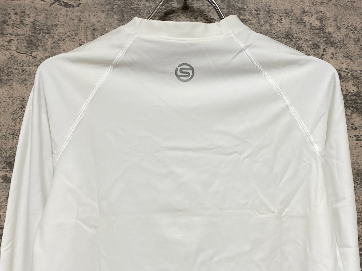 IW944 スキンズ SKINS DNAmic Force 長袖 ベースレイヤー M ホワイト 裏起毛