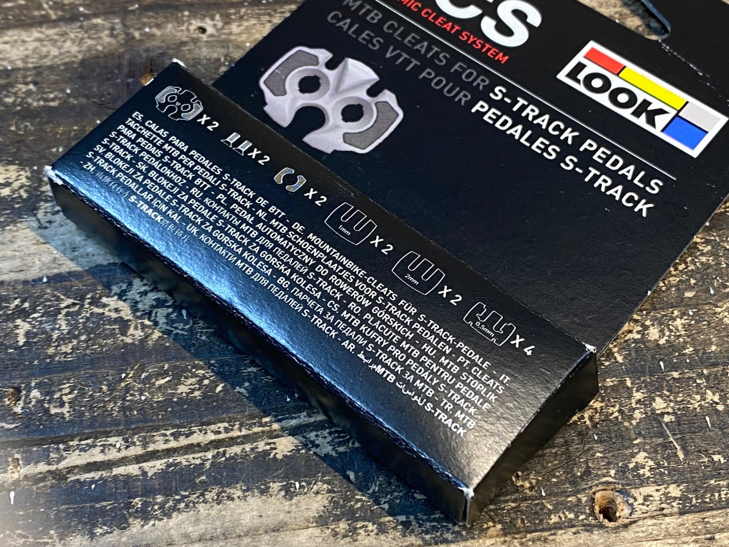 IV835 ルック LOOK DCS クリート