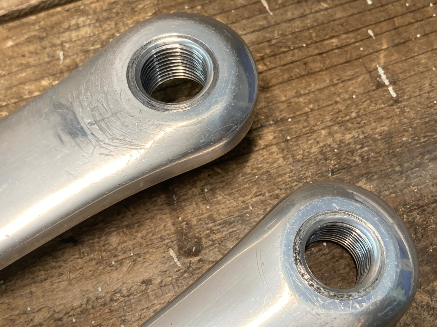 IP828 シマノ SHIMANO デュラエース DURA-ACE FC-7600 クランクアームセット 165mmPCD144 NJS ピスト トラック用
