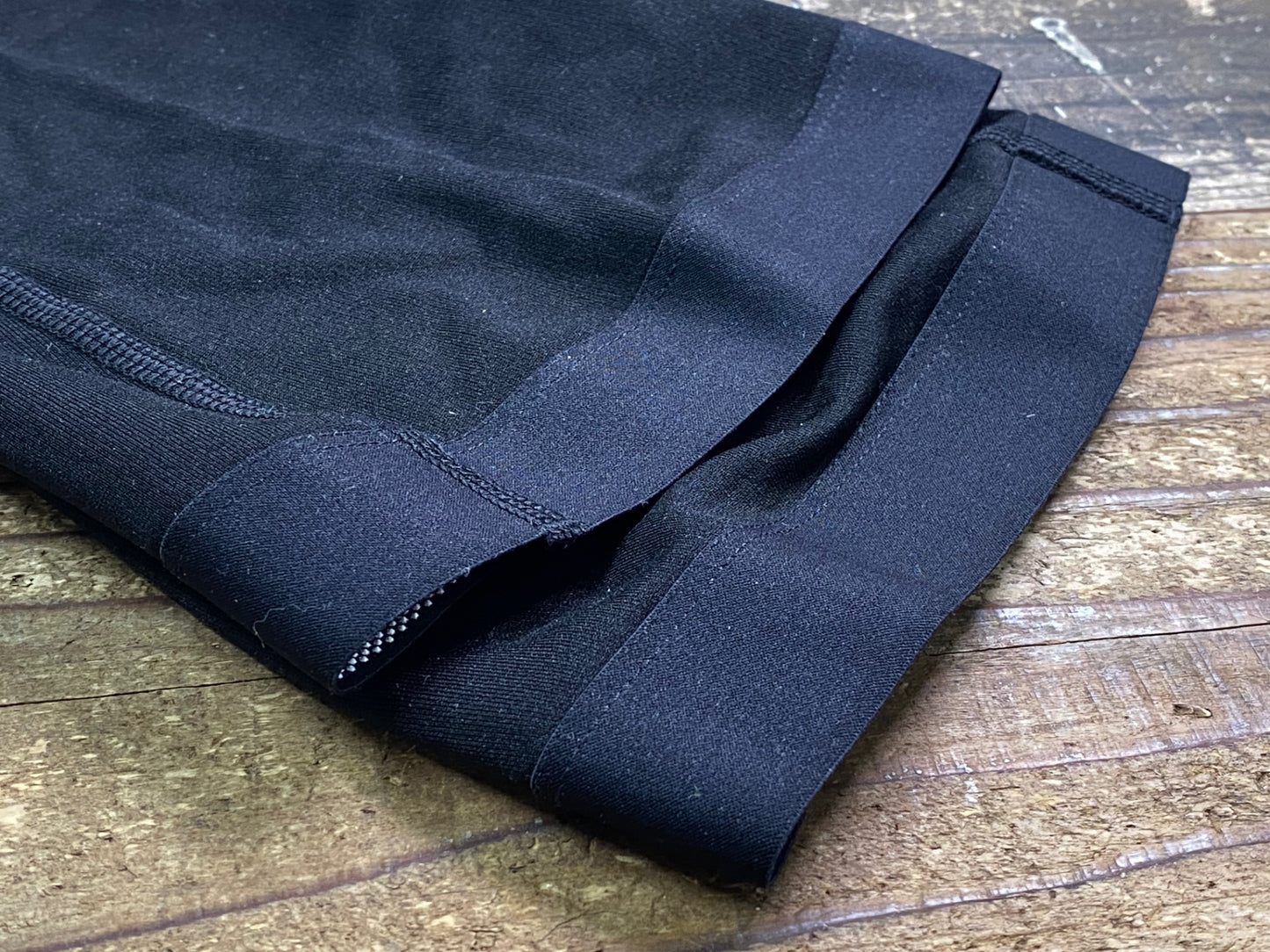 IV236 ラファ Rapha CLASSIC THERMAL LEG Warmers 黒 ピンク