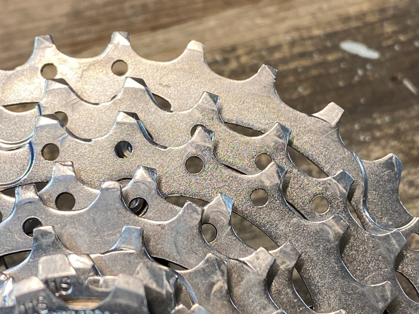 IQ999 シマノ SHIMANO 105 CS-R7000 スプロケット 11-32T 11S