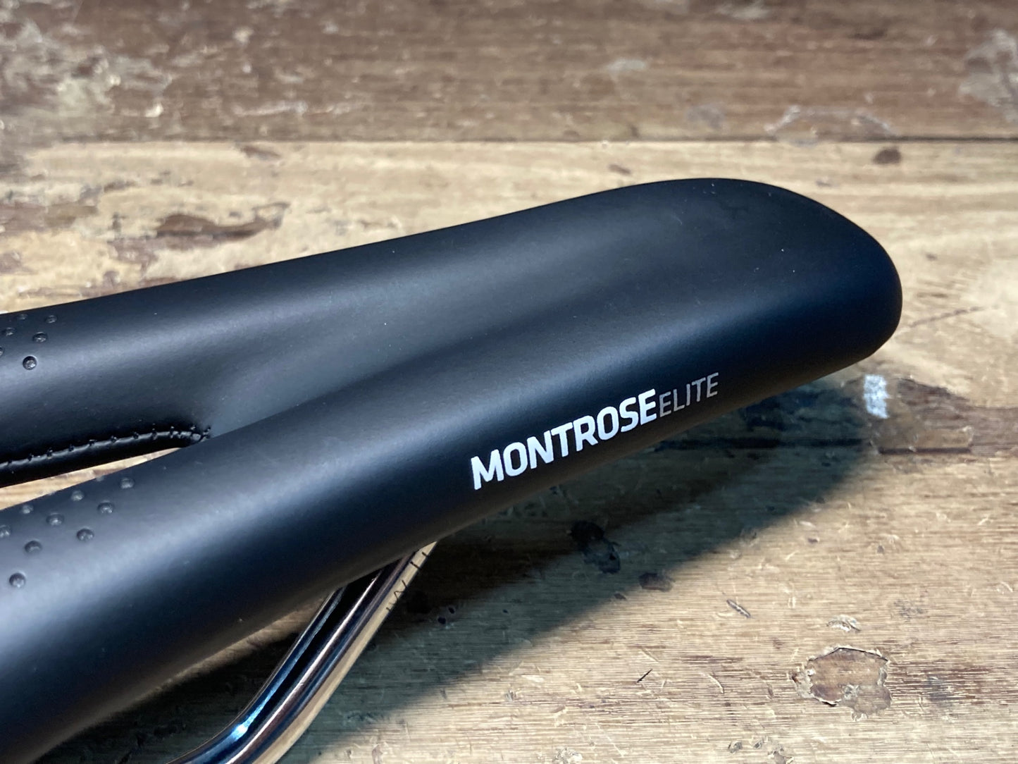 IK767 ボントレガー BONTRAGER MONTROSE ELITE HOLLOW Tiレール サドル 128mm 黒