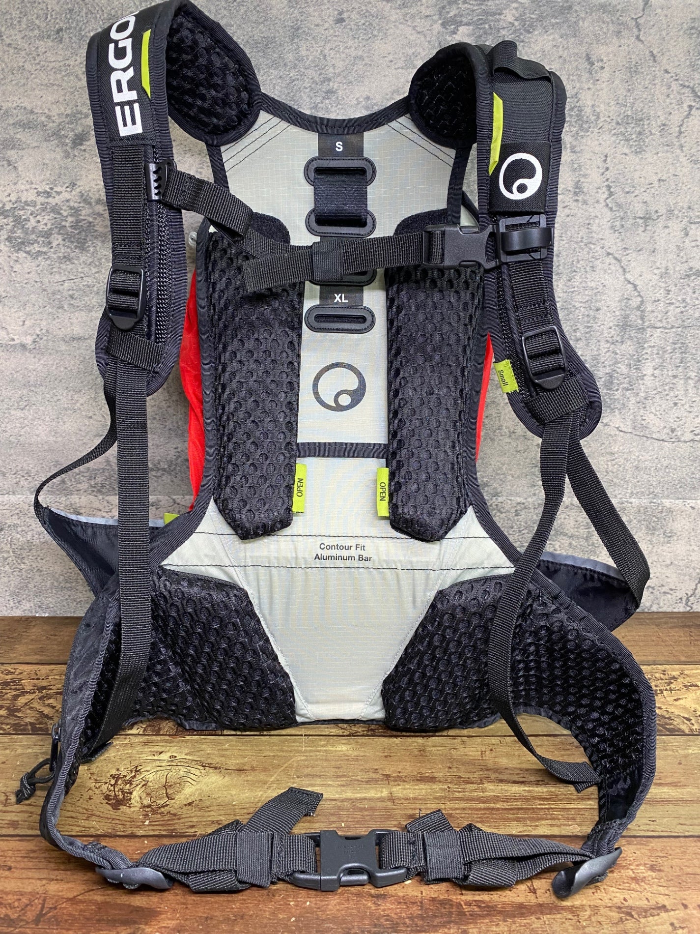 JA797 エルゴン ERGON BX2 バックパック リュックサック 赤 10+1.5L