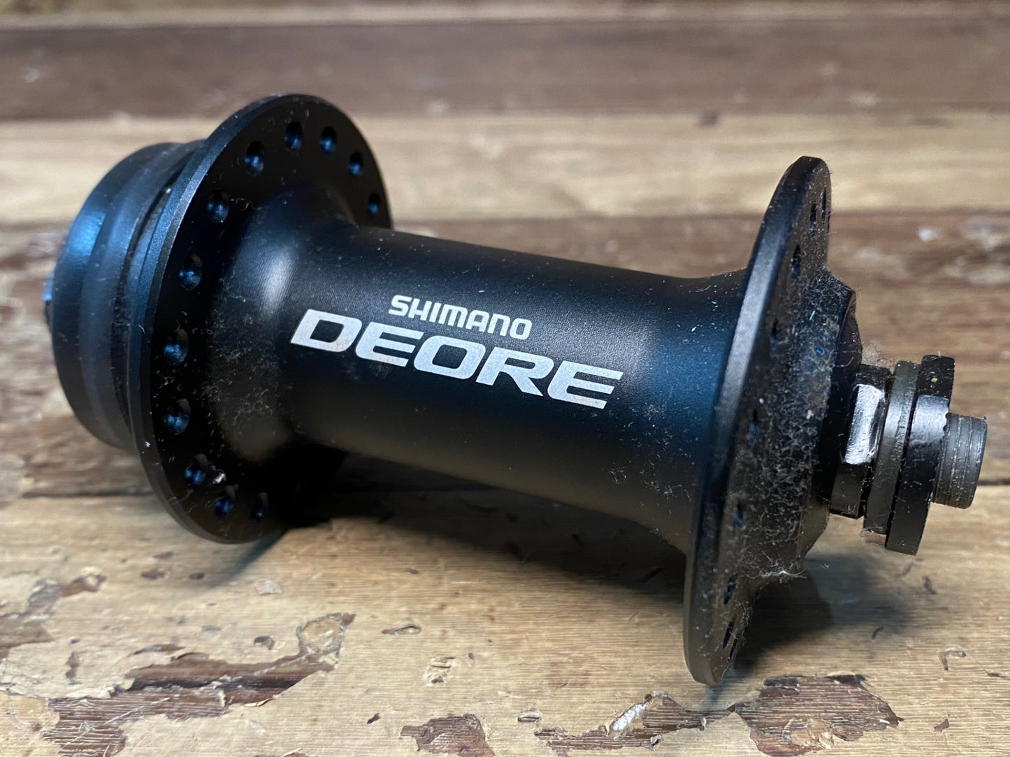 IE090 シマノ SHIMANO デオーレ DEORE HB-M615 ハブ フロント センターロック OLD100mm 36H