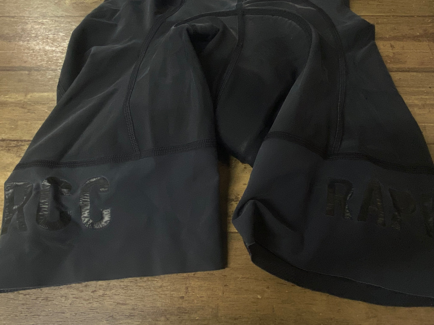 IM576 ラファ Rapha RCC PRO TEAM BIB SHORTS 黒 M ※擦れ大、動物の毛