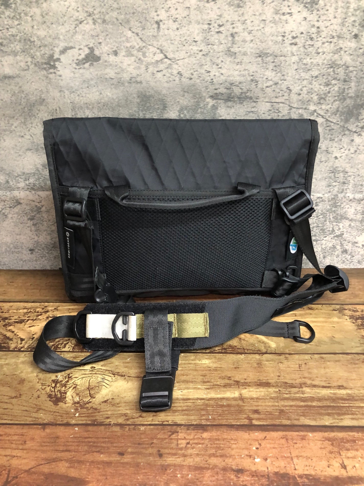 IN956 オービットギア ORBIT GEAR ショルダーバッグ 黒 ※モデル不明
