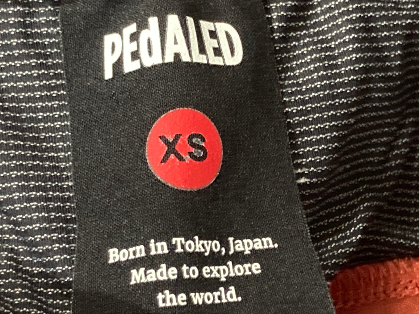 IQ336 ペダレット PEdALED ハーフパンツ オレンジ XS