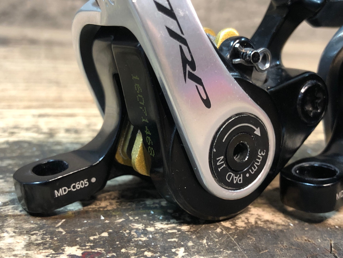 IA672 TRP SPYRE MD-C605 ディスクブレーキ 前後セット シルバー 黒 機械式 ポストマウント