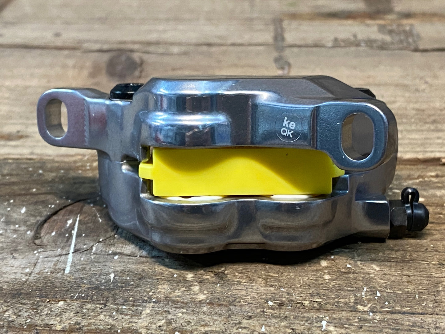 IR245 シマノ SHIMANO XTR BR-M9120 ディスクブレーキ キャリパー 4ピストン