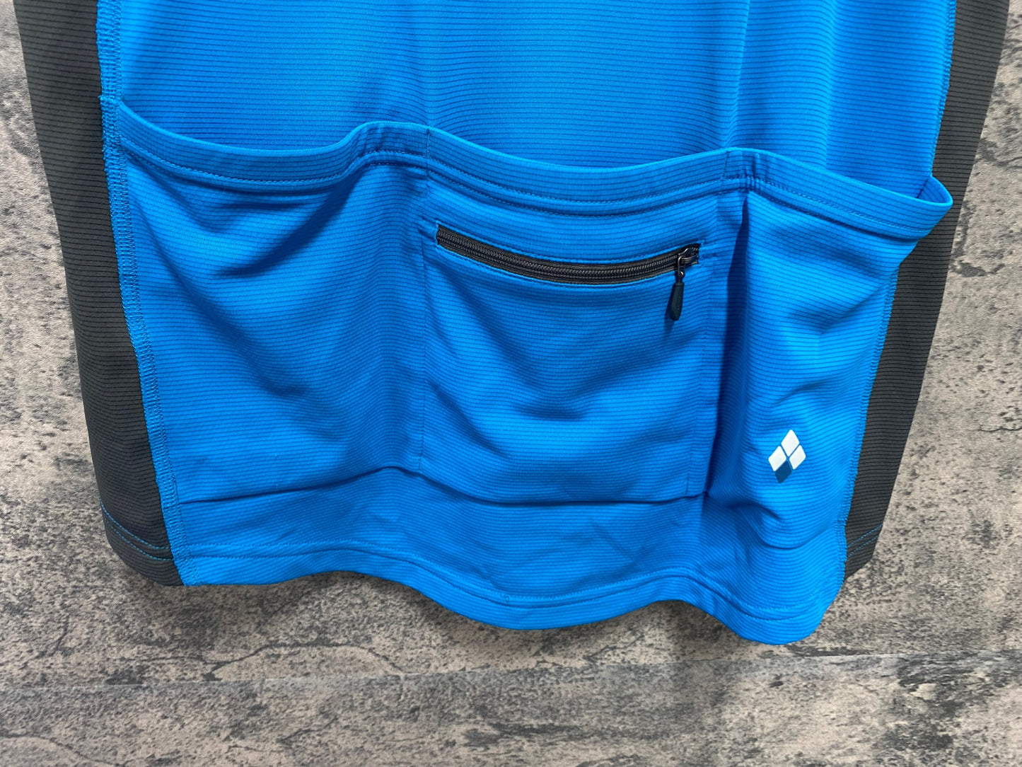 JB484 モンベル mont-bell 半袖 サイクルジャージ 水色 L