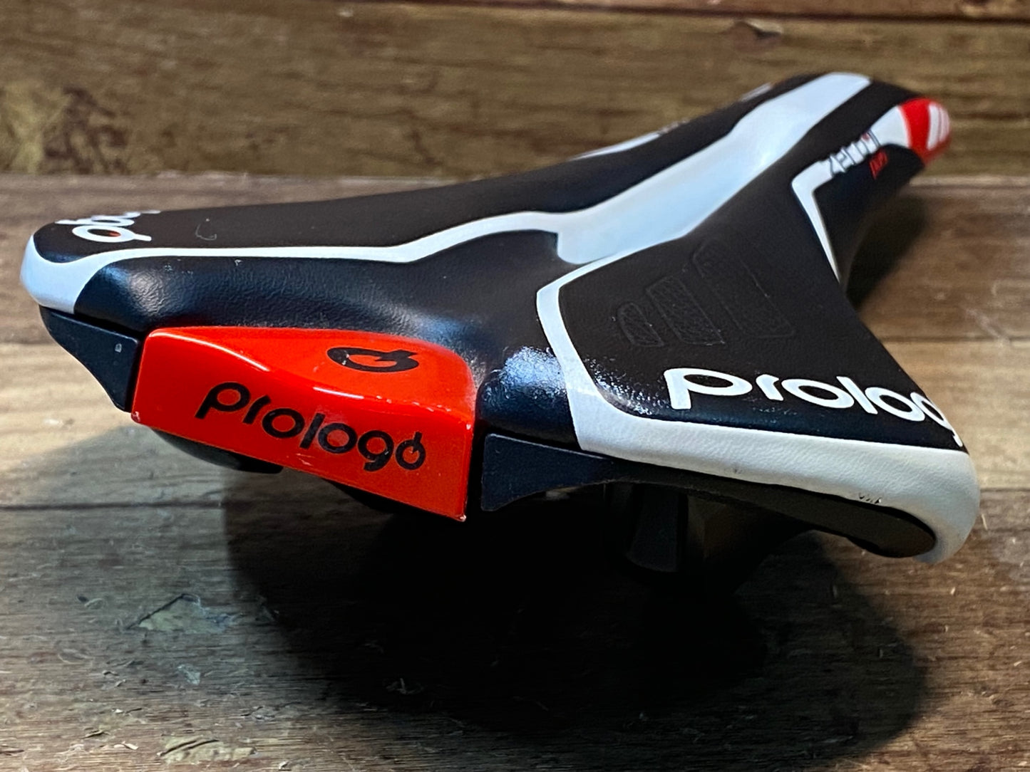 IM815 プロロゴ prologo ZERO II Pas サドル 黒 白 Pro T2.0レール