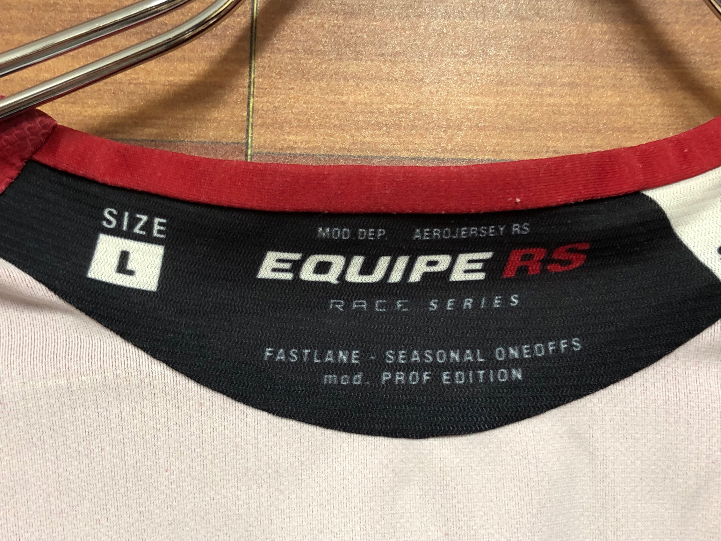 IB588 アソス assos EQUIPE RS 半袖サイクルジャージ 赤 L ほつれ