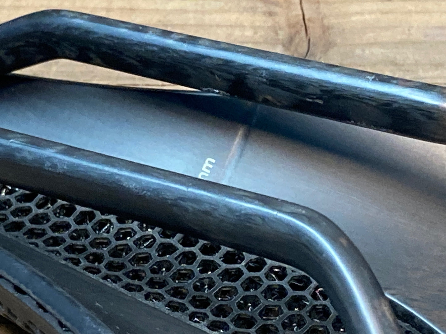 IL268 フィジーク fizik ヴェント アルゴ アダプティブ VENTO ARGO R1 ADAPTIVE サドル カーボンレール 140mm