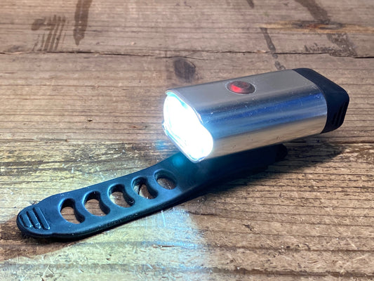 JB329 レザイン LEZYNE 400XL フロントライト シルバー 点灯確認済み