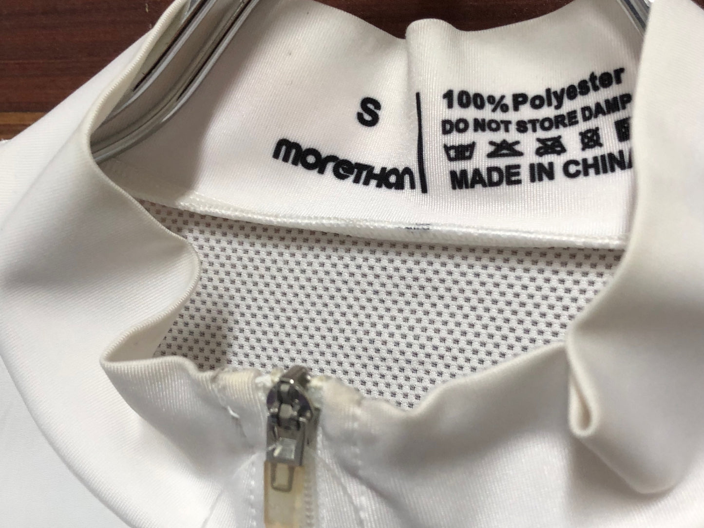 IT912 モーゼン morethan サイクルベスト ジレ 白 S