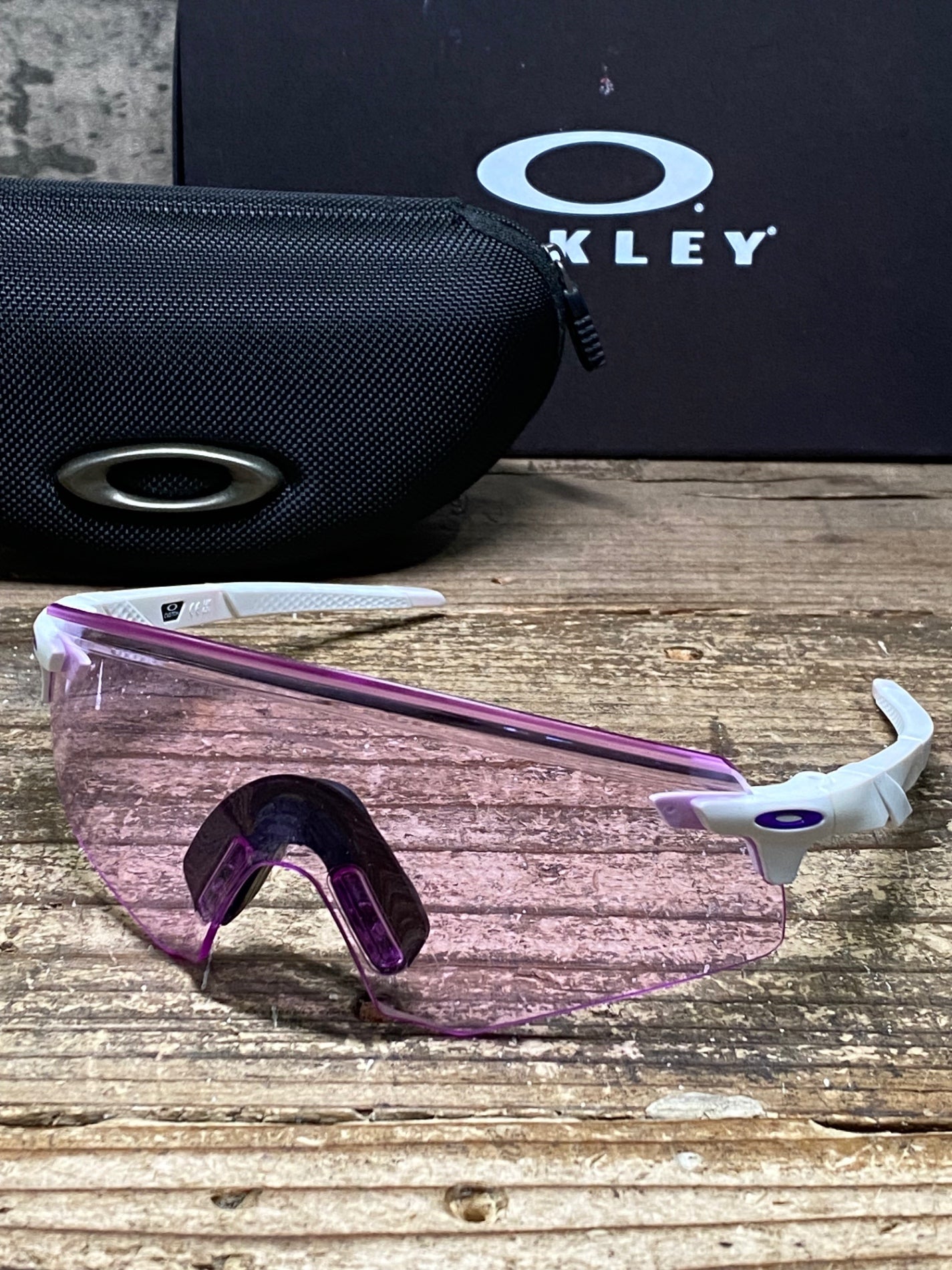 IQ620 オークリー OAKLEY エンコーダー ENCODER サングラス アイウェア 白 プリズムローライト