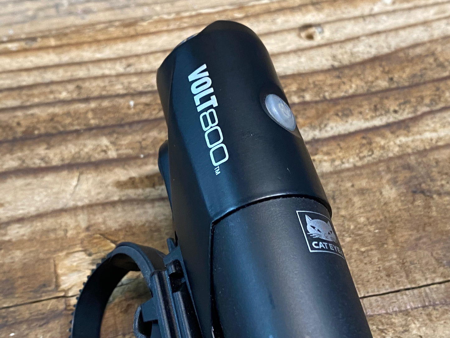 IO317 キャットアイ CATEYE VOLT800 フロントライト ※動作確認済み