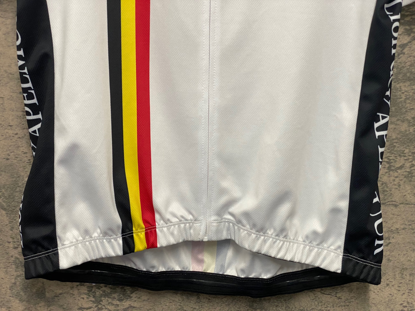 IZ124 リオンドカペルミュール Lion de KAPELMUUR 半袖 サイクルジャージ 白 WL 未使用品