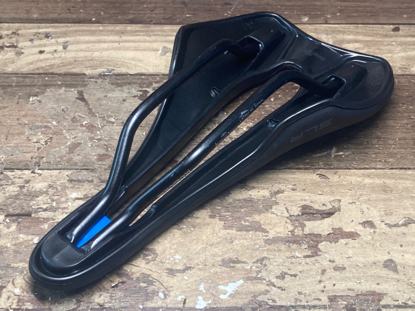 IJ276 セライタリア selle italia SLR BOOST SUPERFLOW MANGANESEレール 130mm サドル