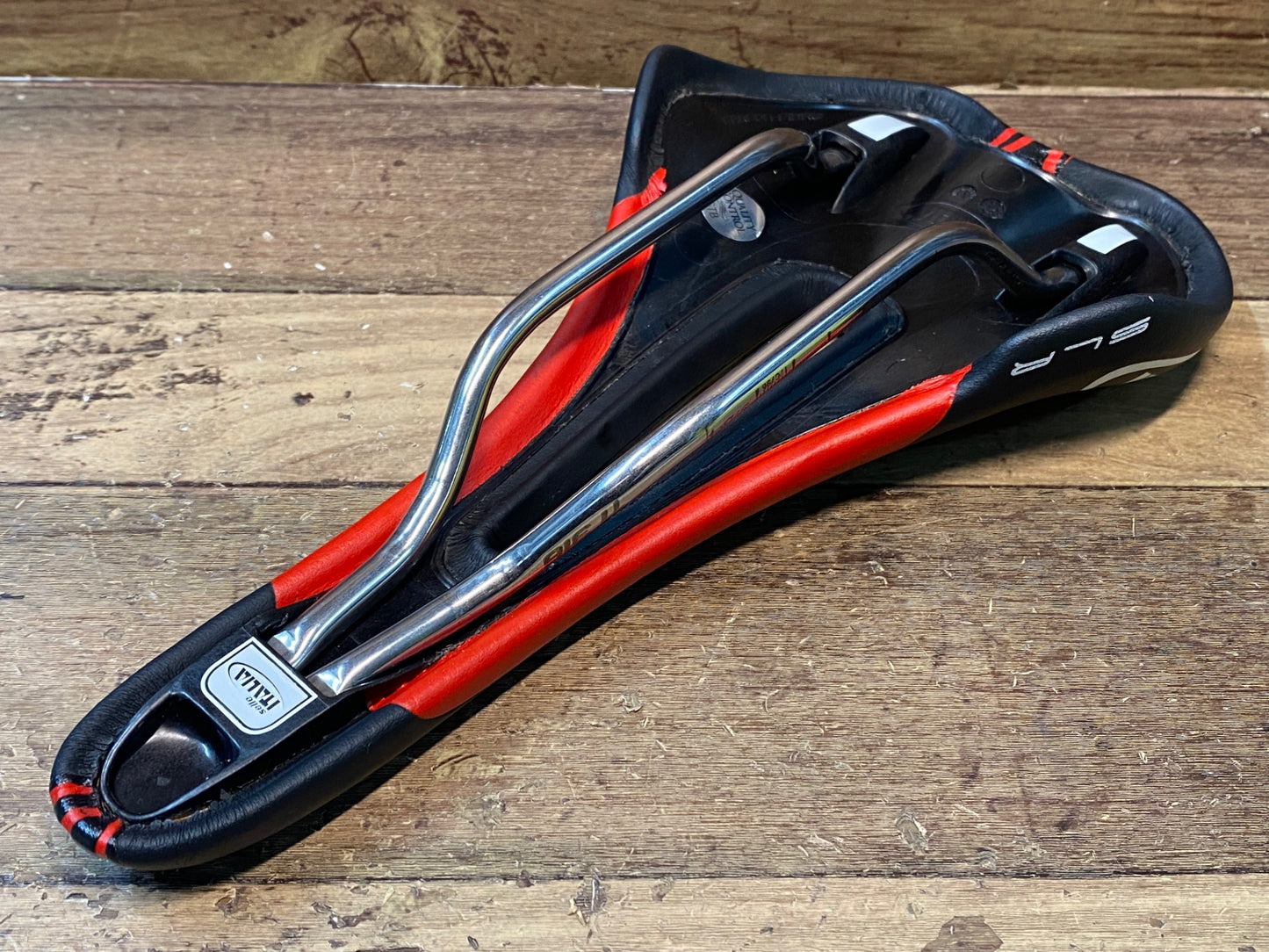 IM816 セライタリア selle italia SLR TEAM EDITION サドル 黒 赤 TI316レール