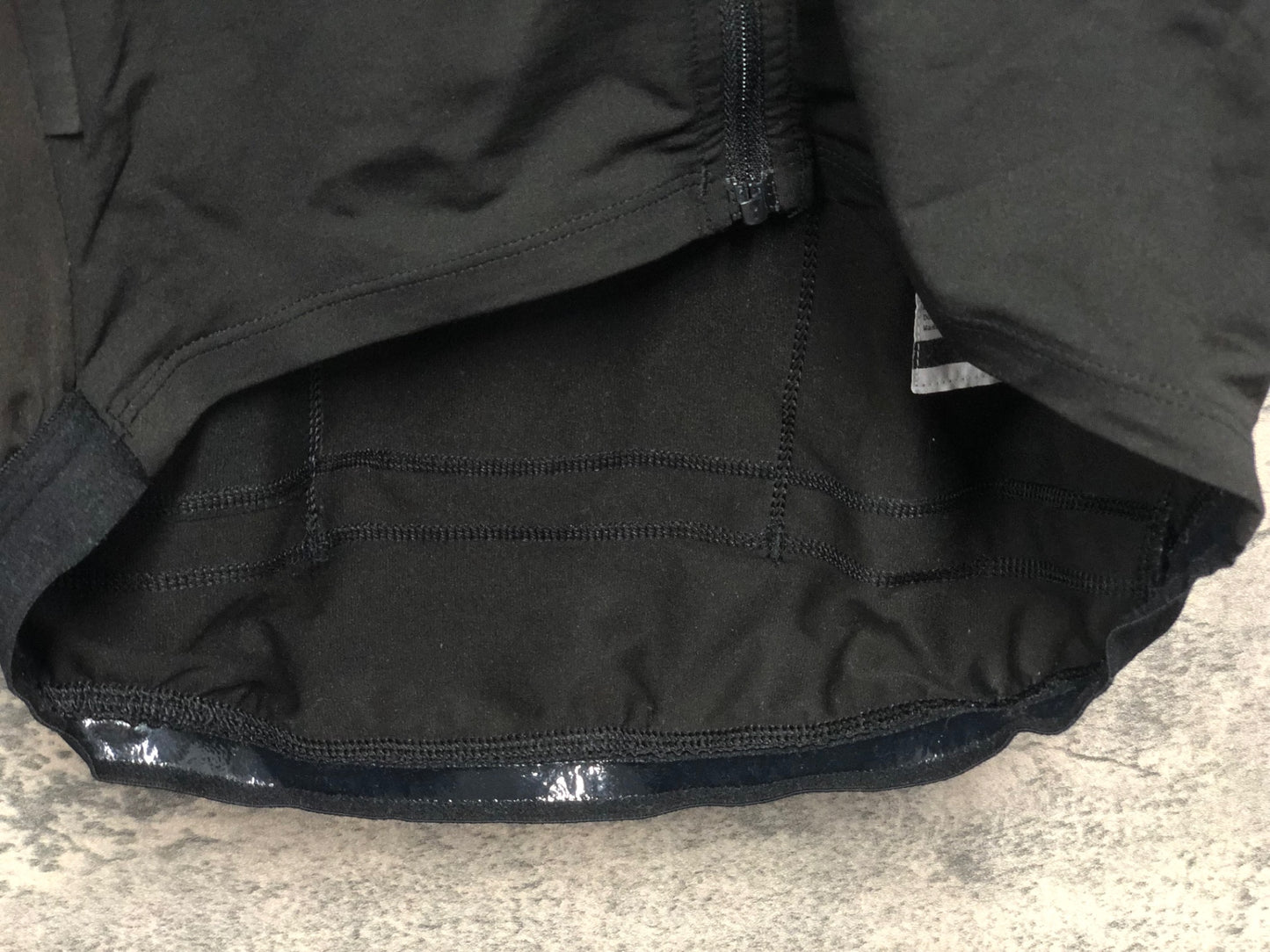 IV196 ラファ Rapha PRO TEAM 長袖サイクルジャージ 黒 S 汚れ 日焼け 裾ゴム伸び