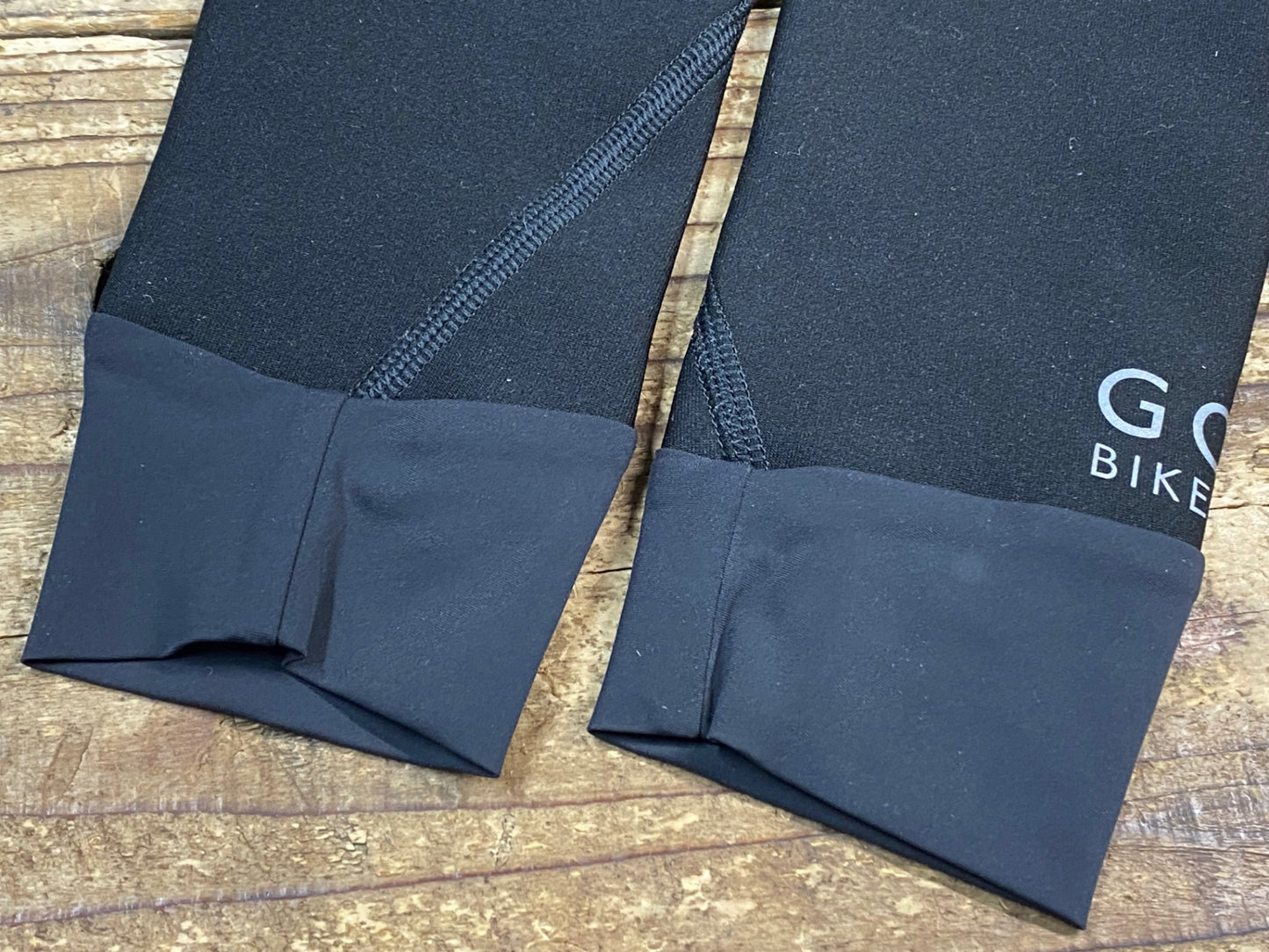 JC096 ゴア GORE BIKE WEAR アームカバー 黒 M GORE-WINDSTOPPER