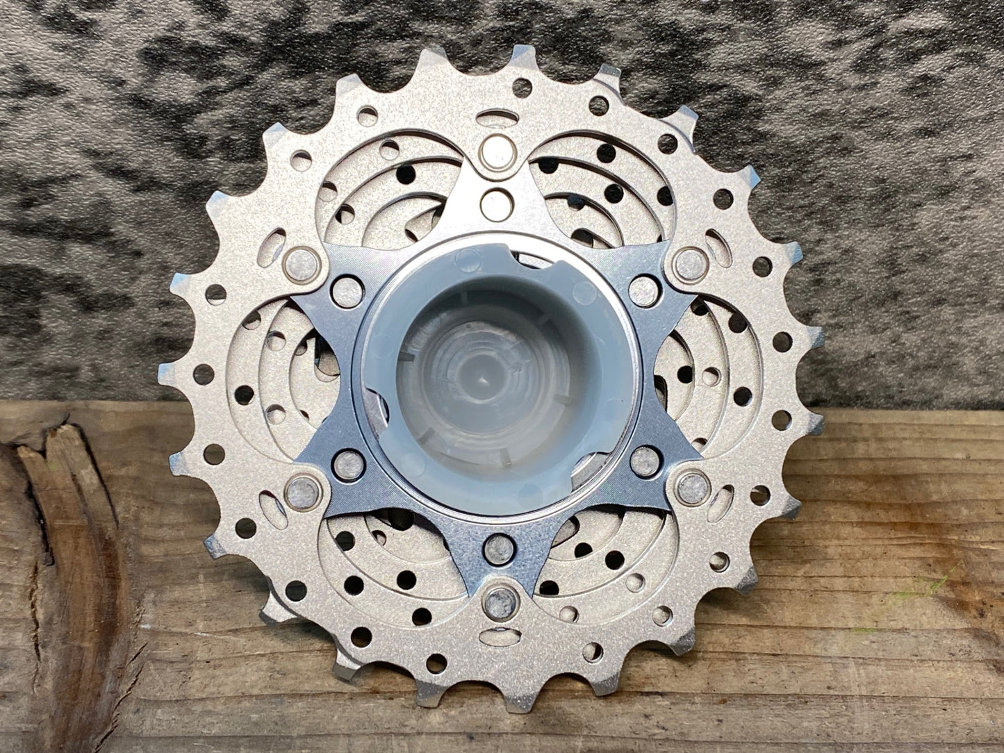 IV579 シマノ SHIMANO アルテグラ ULTEGRA CS-6700 スプロケット 11-23T