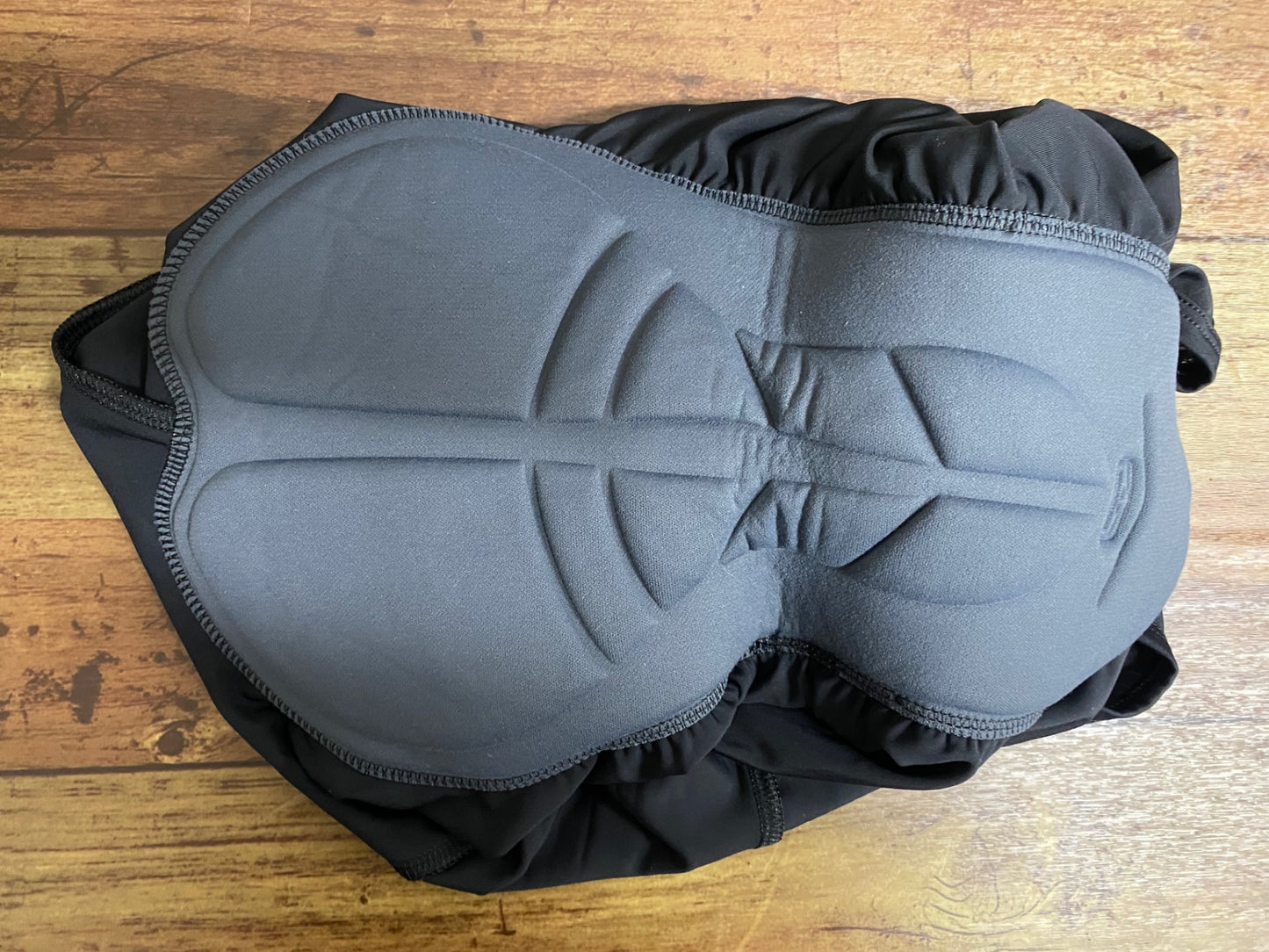 IX584 デマルキ De Marchi ビブショーツ 黒 S