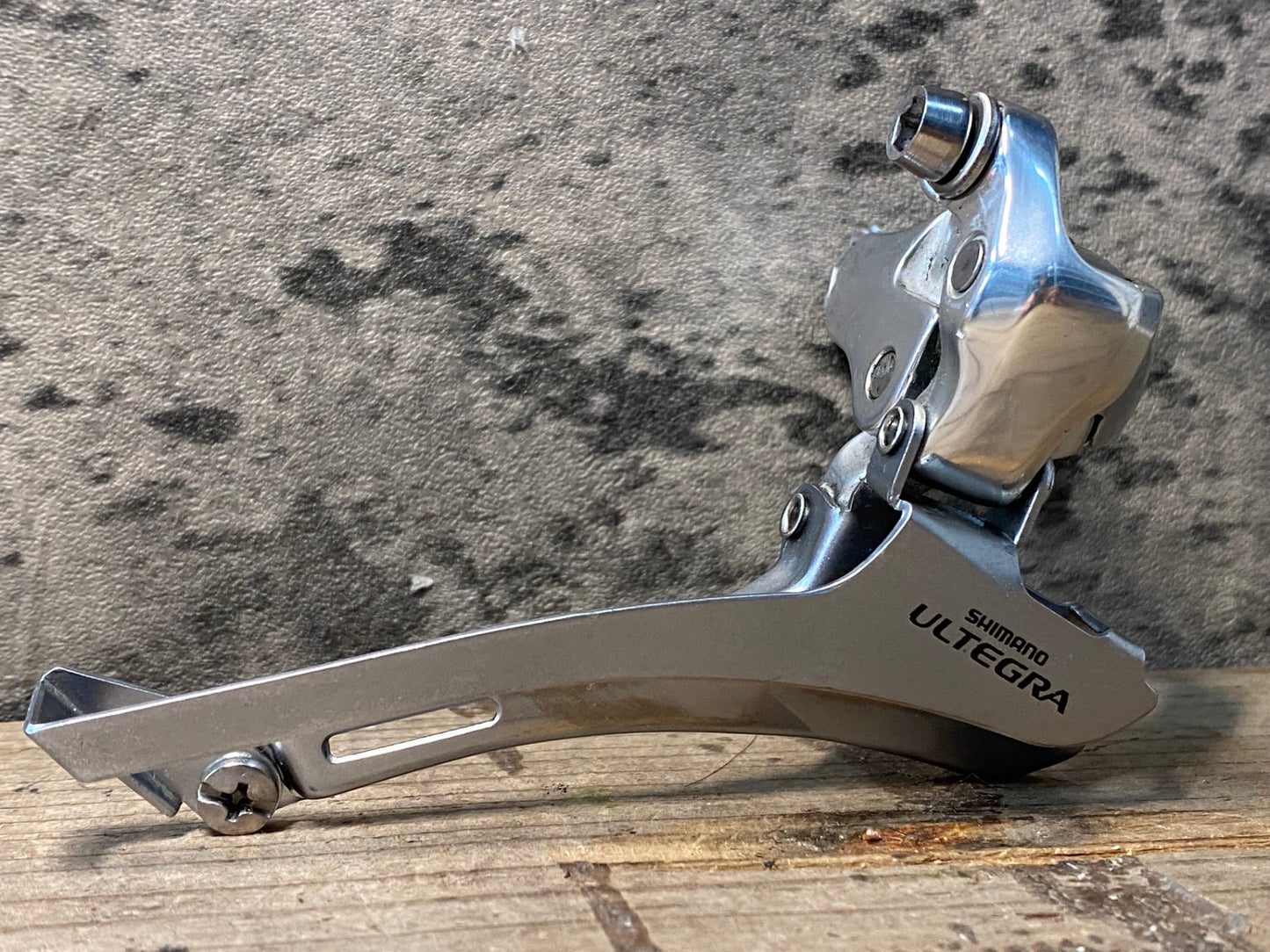 JA820 シマノ SHIMANO アルテグラ ULTEGRA FD-6600 フロントディレイラー 2S Φ31.8