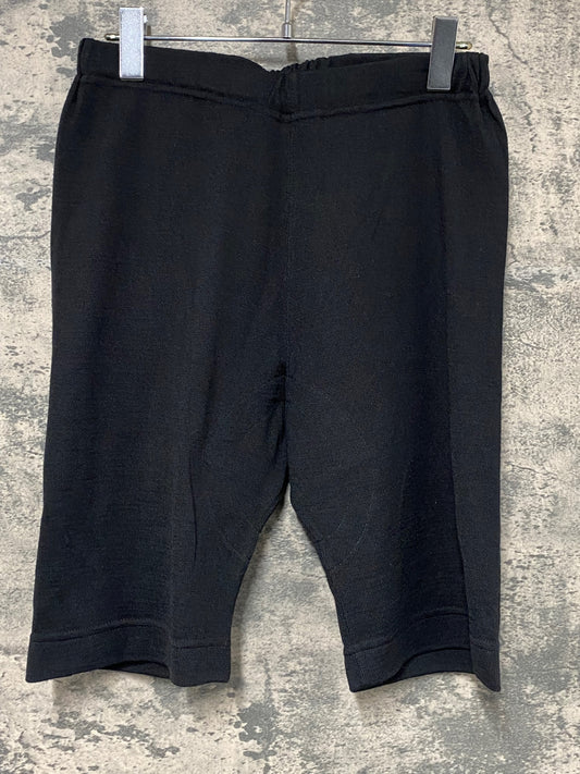 IU112 W CLASSICS ハーフパンツ 黒 XL