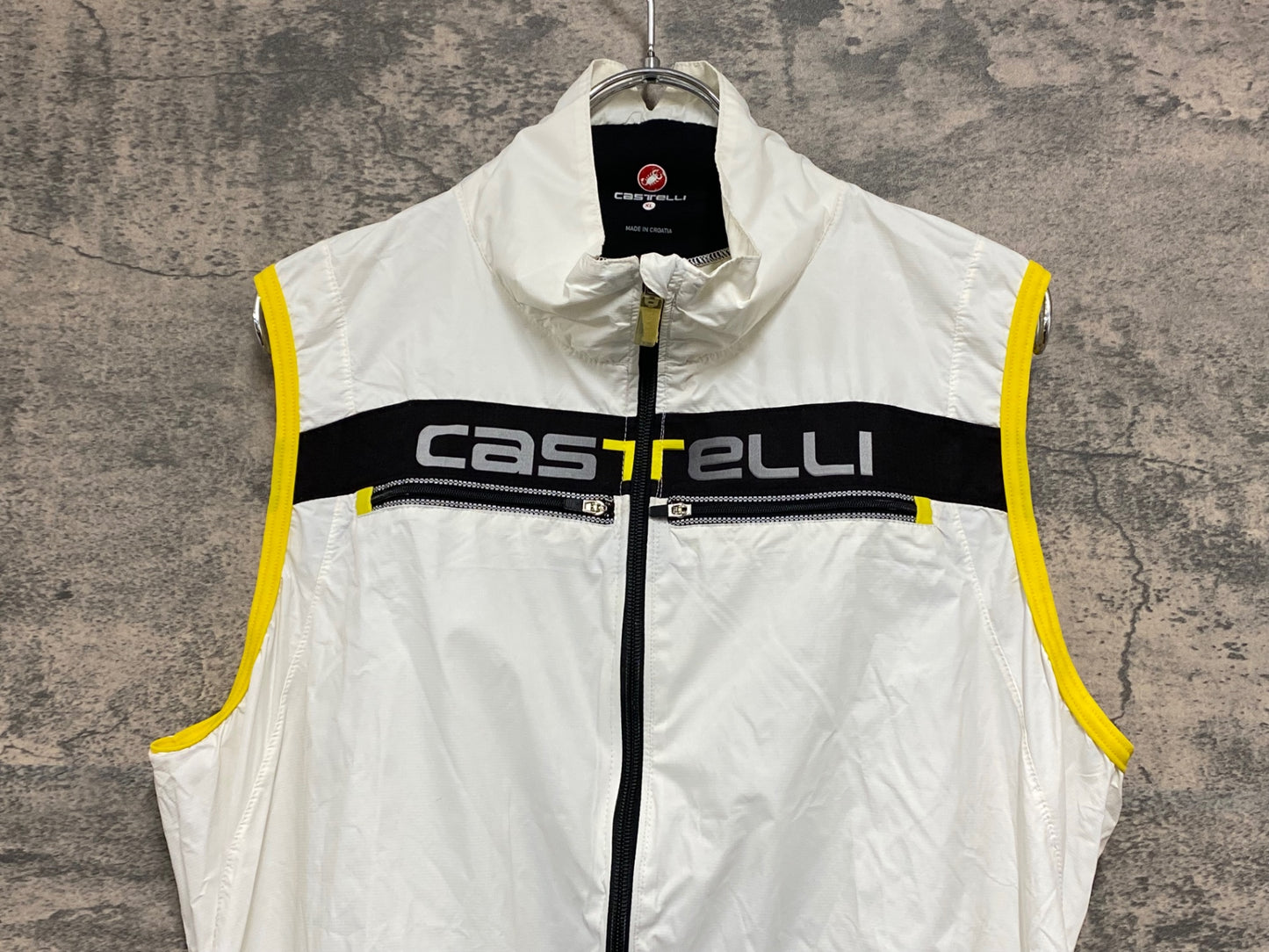 IZ650 カステリ CASTELLI ロッソコルサ ROSSO CORSA ジレ ベスト XLサイズ 白