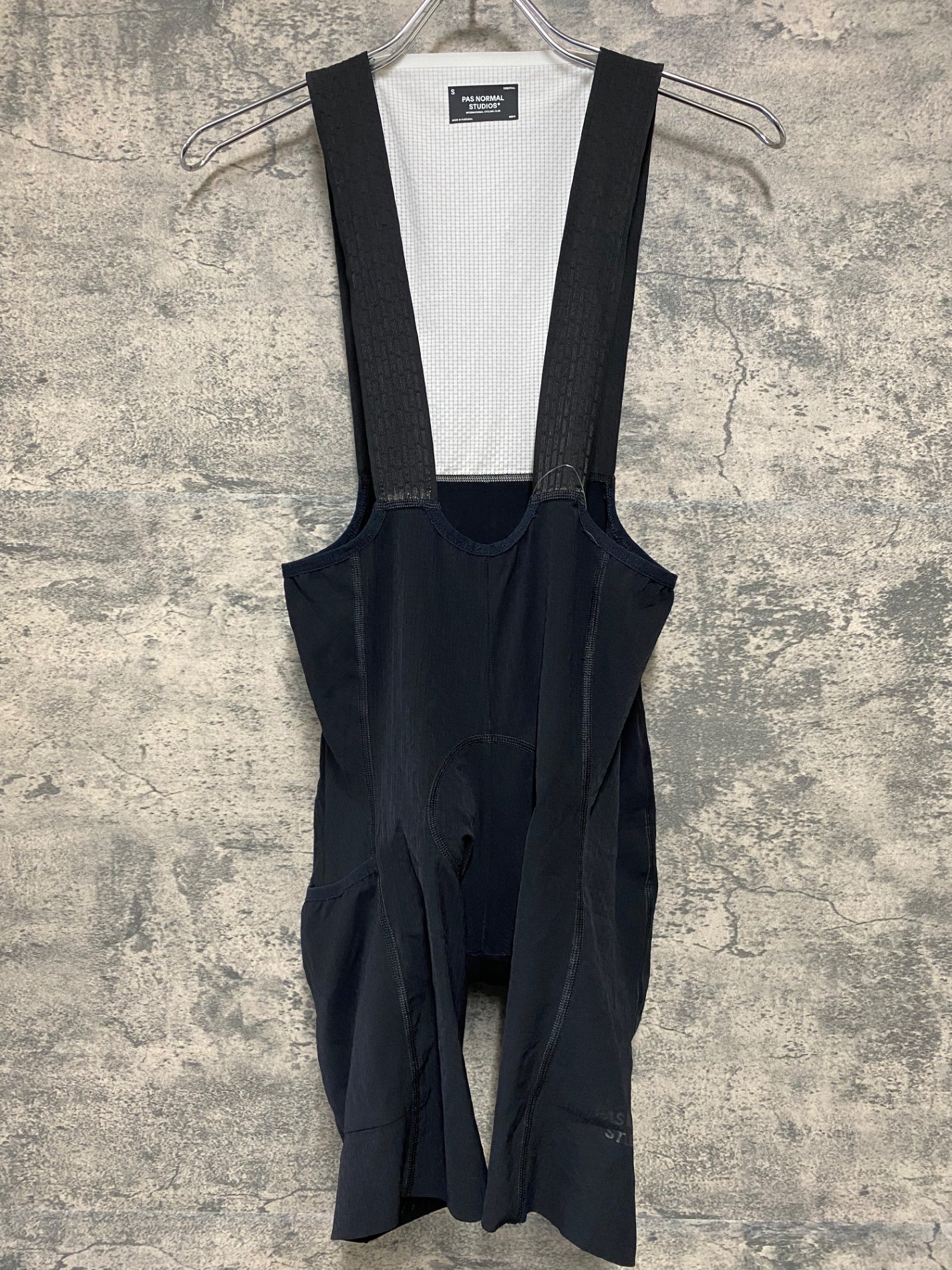 JC440 パスノーマルスタジオ Pas Normal Studios | Men's Essential Light Bibs ビブショーツ ブラック S