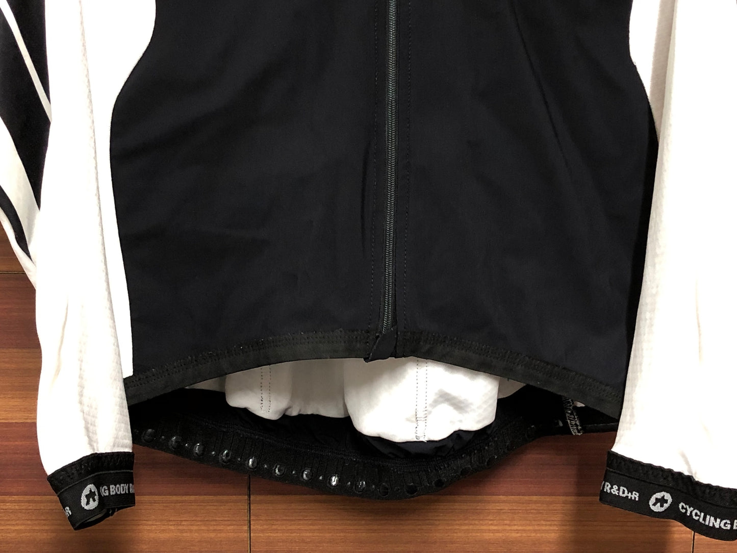 IT809 アソス assos INTERMEDIATE S longSleeve airBlock jersey Training 長袖 サイクルジャージ 白 黒 M 裏起毛