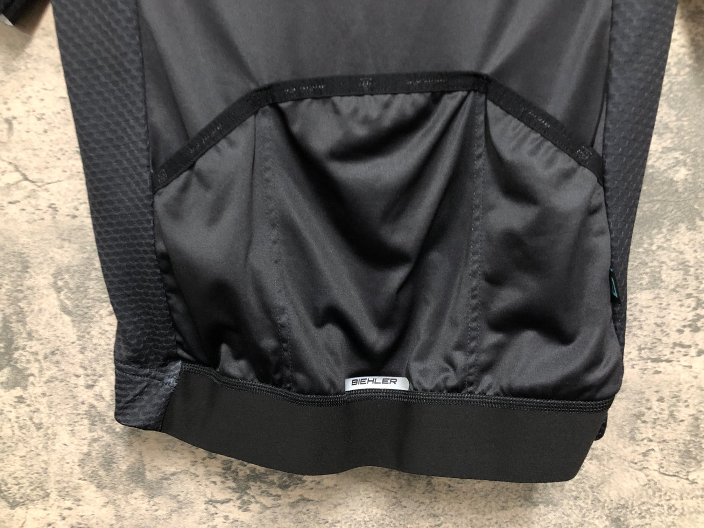 IZ530 ビーラー BIEHLER 半袖 サイクルジャージ 黒 S