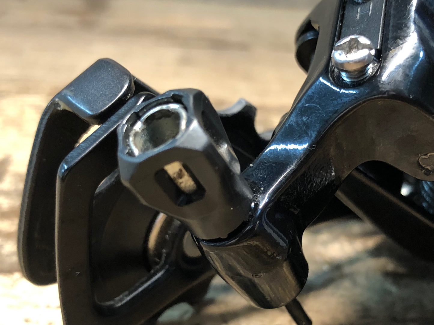 IV005 シマノ SHIMANO 105 RD-5800 SS リアディレイラー