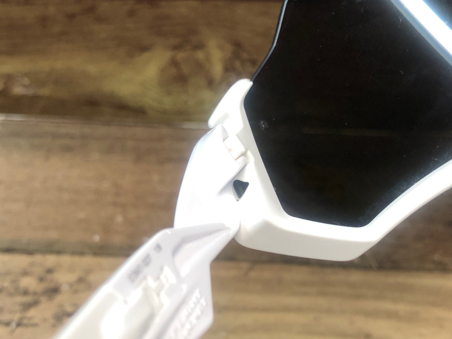 IN854 オークリー OAKLEY FLIGHT JACKET サングラス アイウェア 白 PRIZMレンズ