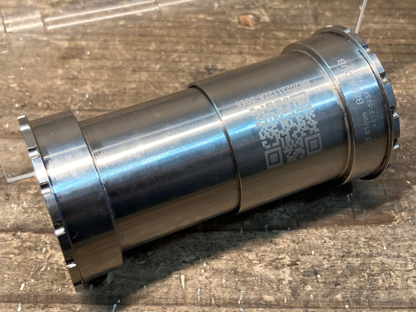 IR679 ウィッシュボーン WISHBONE BB86-DUB ボトムブラケット BB シルバー Φ41 ※ボトムブラケットカバー欠品