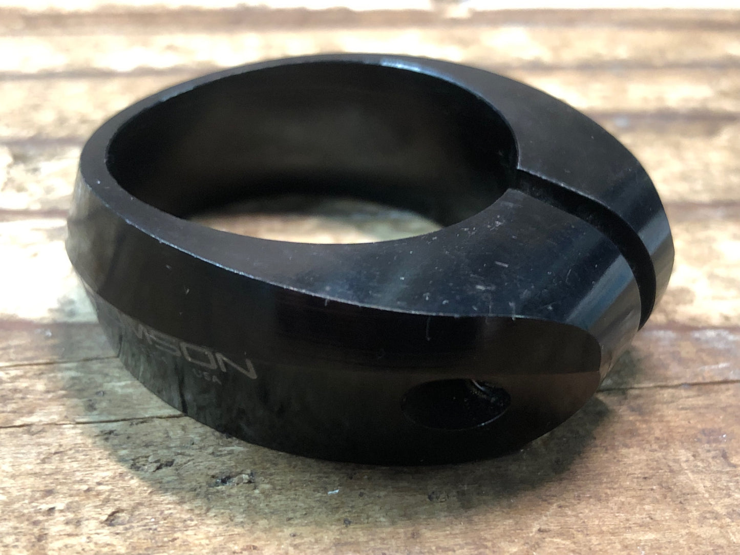 IW674 トムソン THOMSON SC-E104 シートクランプ Φ34.9mm 黒